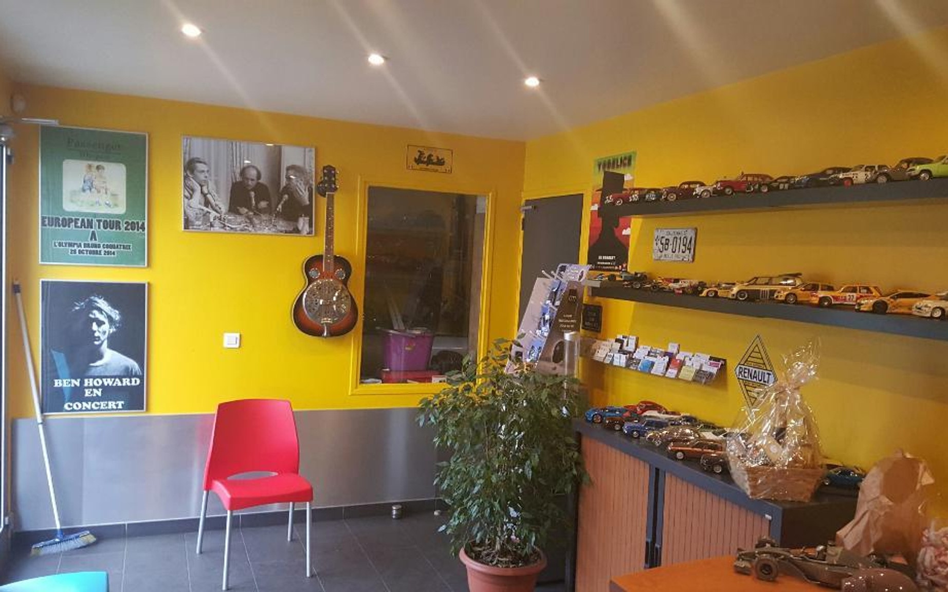 Intérieur du Garage Manatego